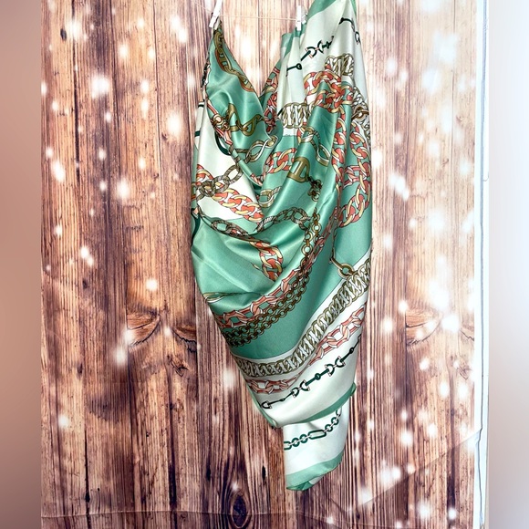 Silk scarf/wrap - Picture 2 of 2